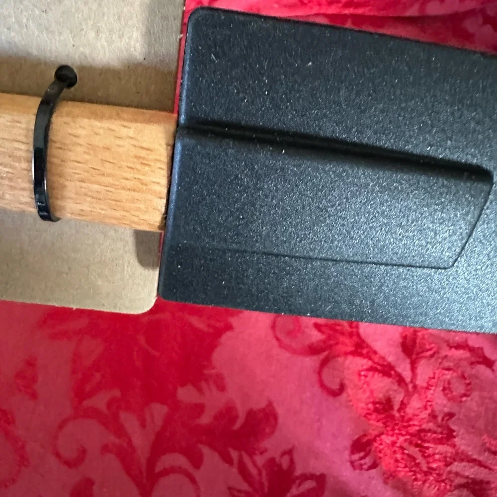 🌵 3/$15 Rae Dunn Black Silicone Spatula with natural wood handle